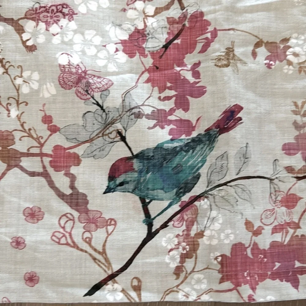 Spoonflower linen blend pillow cover Birds Bees 26’X16’ Botanical French country